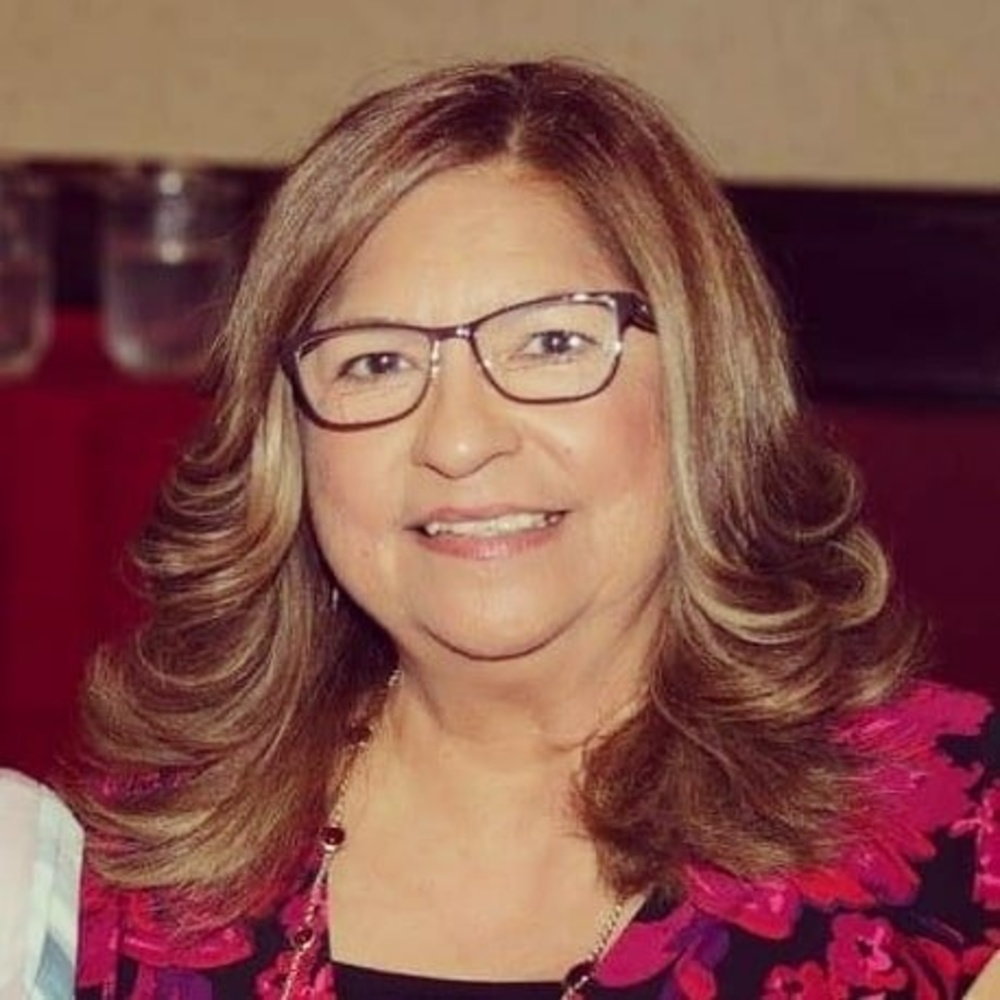 Meet your Posher, Elvira